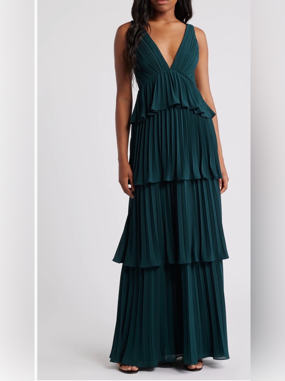 Lulus Tiered gown V-Neck Maxi Dress in emerald green